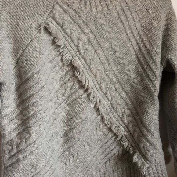 Madewell Merino Wool cable knit fringe Sweater. Extra fine 100% merino wool. EUC - Picture 4 of 10